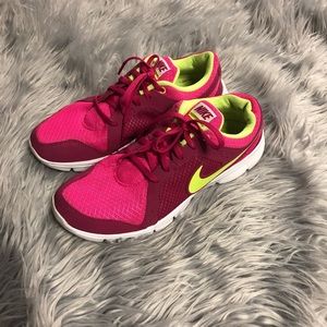 Nike Flex Experience Run 2